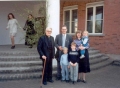Saldus. Sv.Gregora skolas izlaidums 11.05.1996.g. Ar māc. J.Uļģa ģimeni.